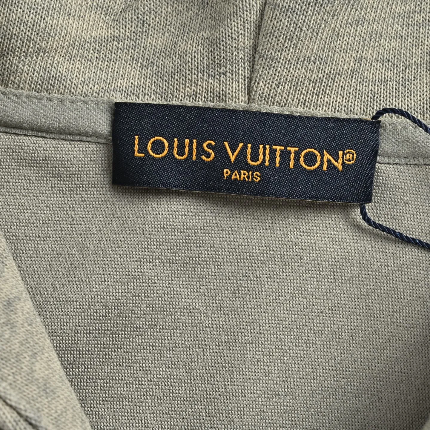 Louis Vuitton/Louis Vuitton round logo zipper hooded jacket